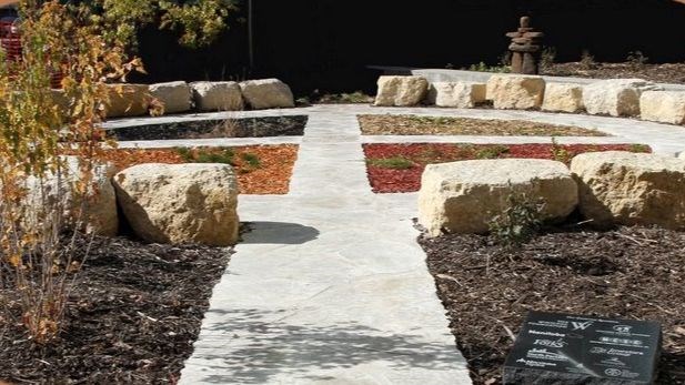 Circle Garden 1